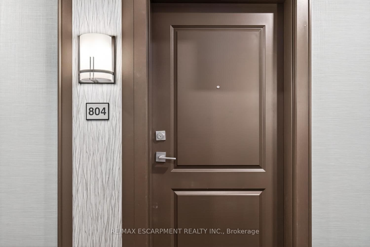 470 Dundas Street E, Unit 804 thumbnail 6
