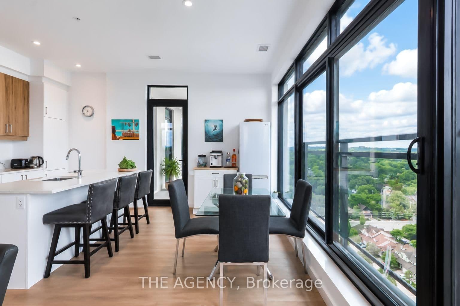 181 King Street S, Unit 1907 thumbnail 18