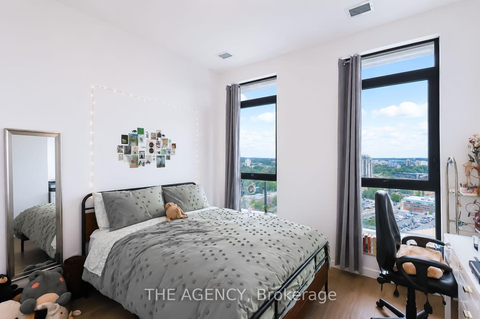 181 King Street S, Unit 1907 thumbnail 28