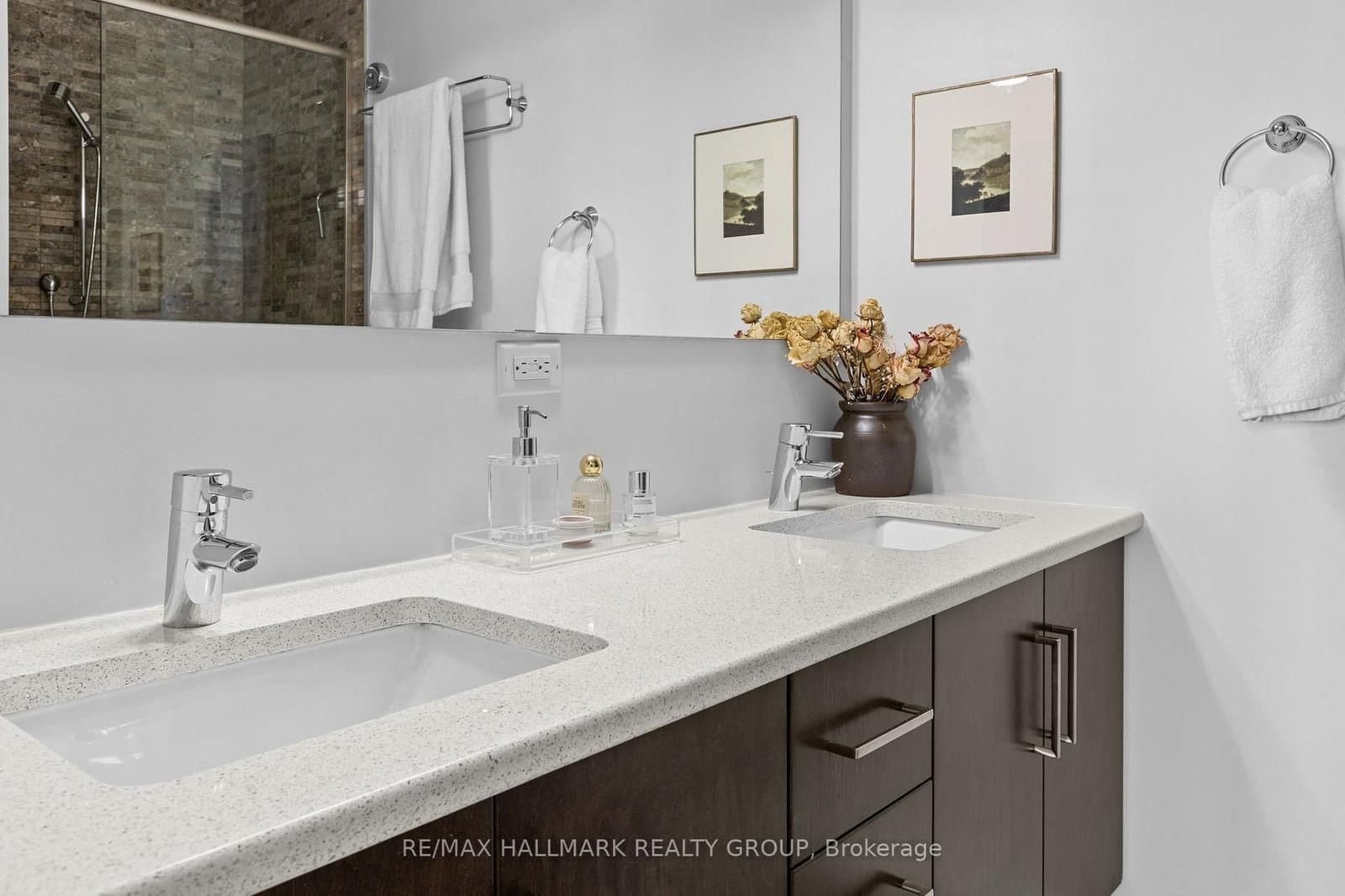 682 Churchill Avenue N, Unit 311 thumbnail 27