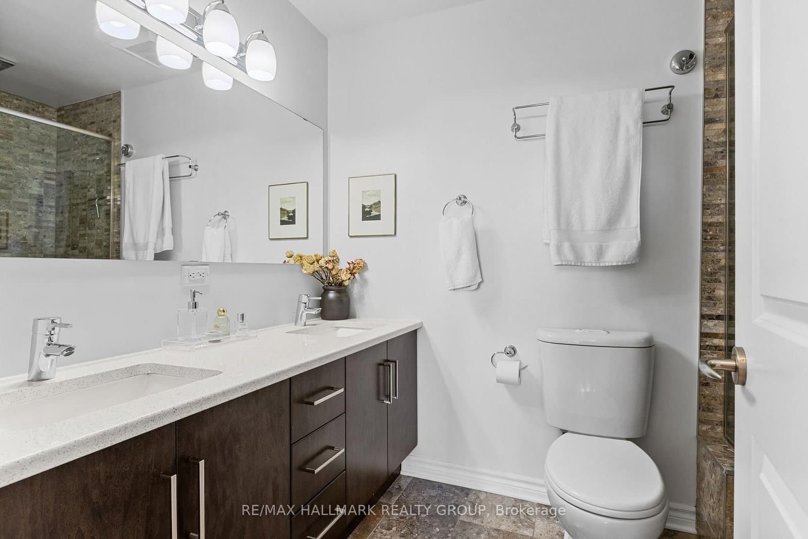 682 Churchill Avenue N, Unit 311 thumbnail 28