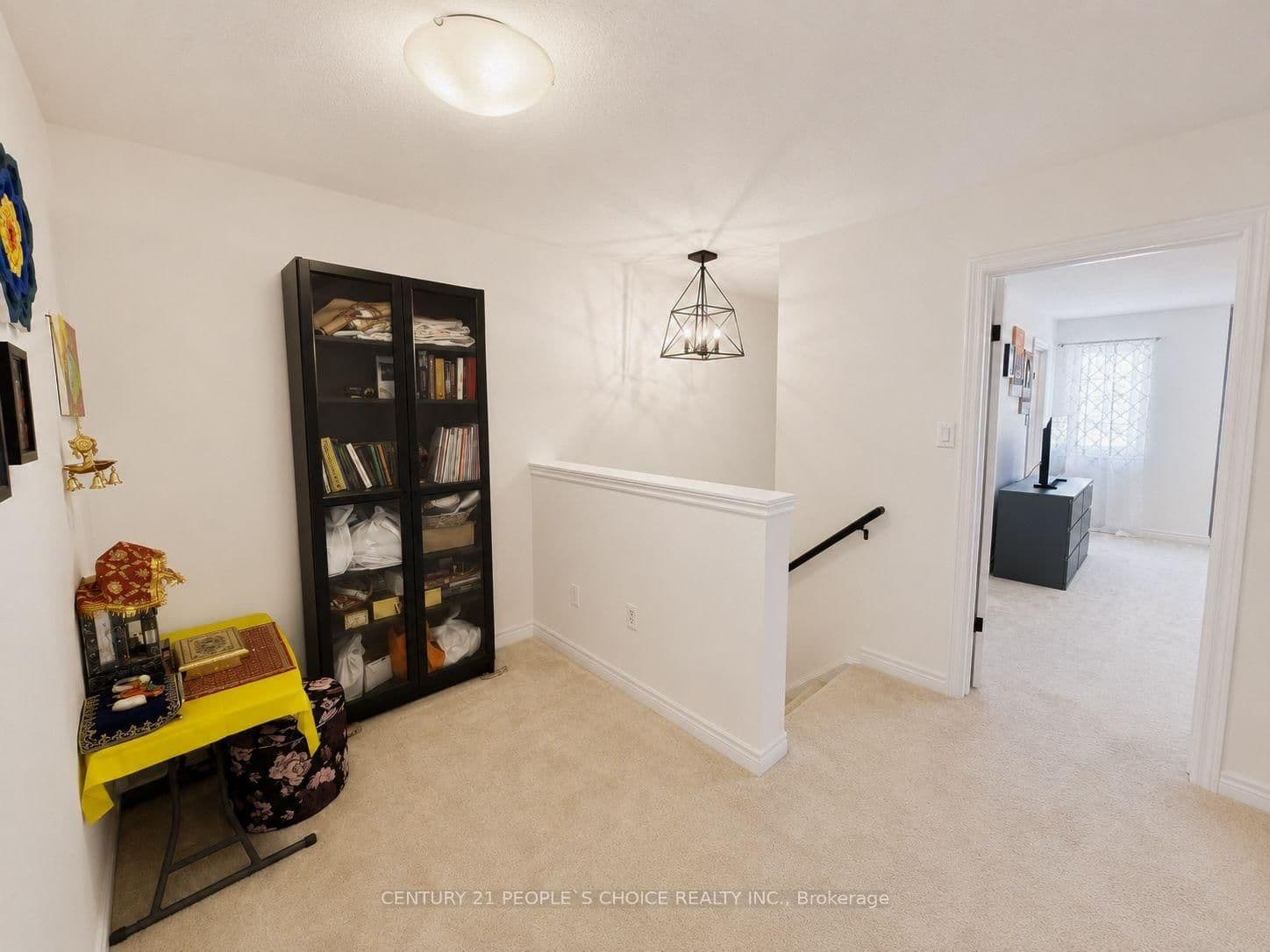 504 Doon Drive S thumbnail 16