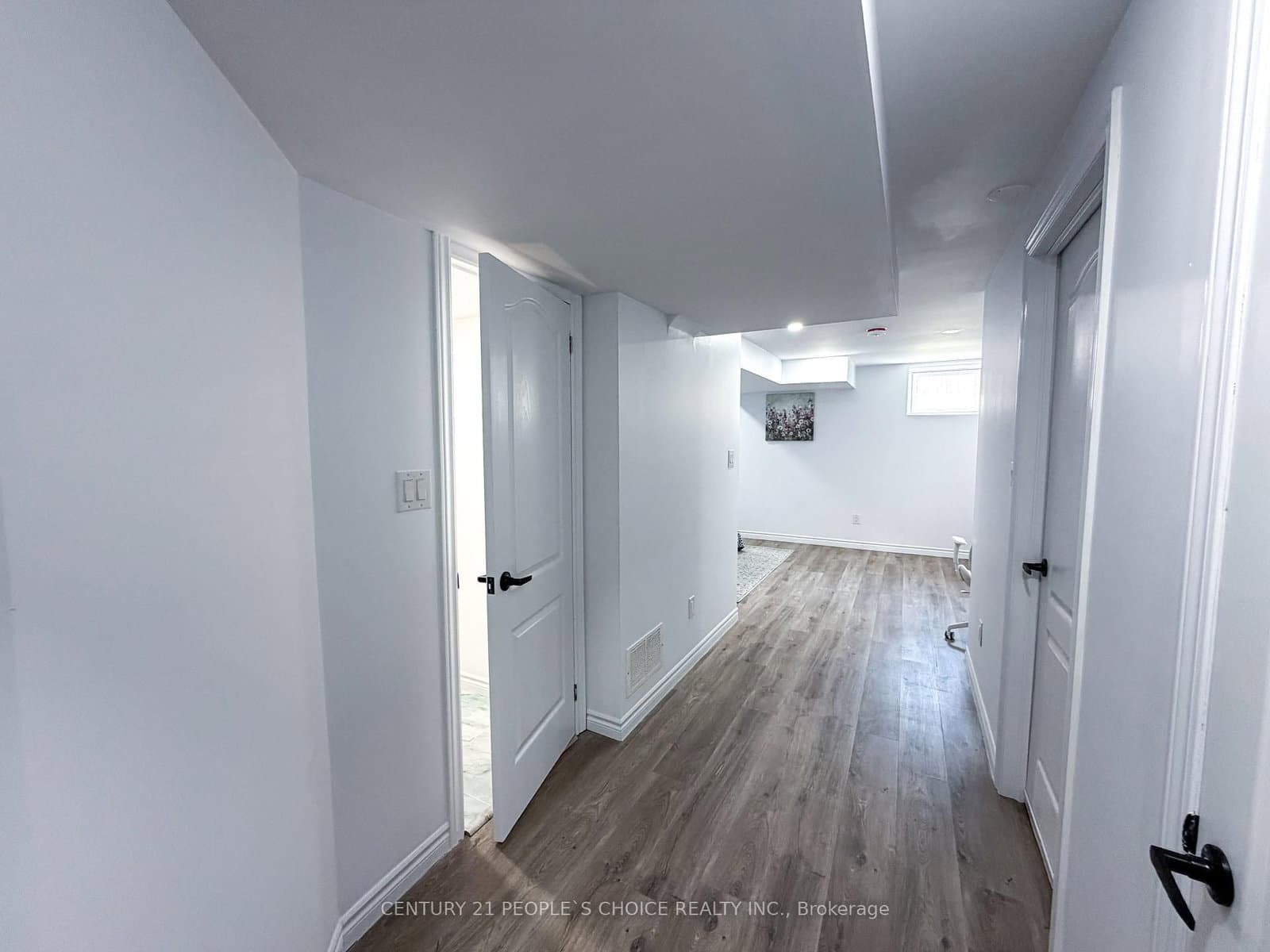 504 Doon Drive S thumbnail 38