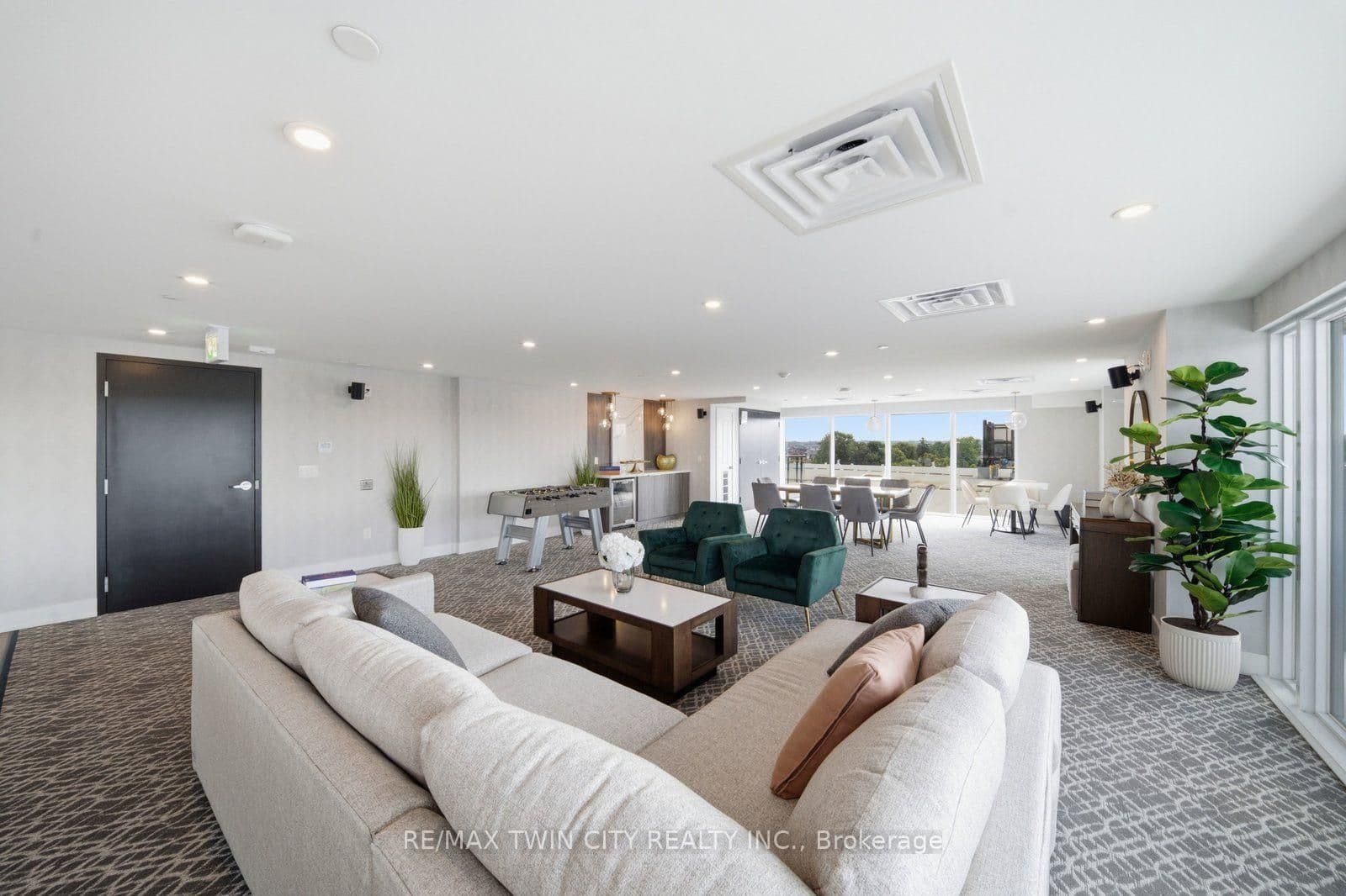 575 Conklin Road, Unit Unit #323 thumbnail 31