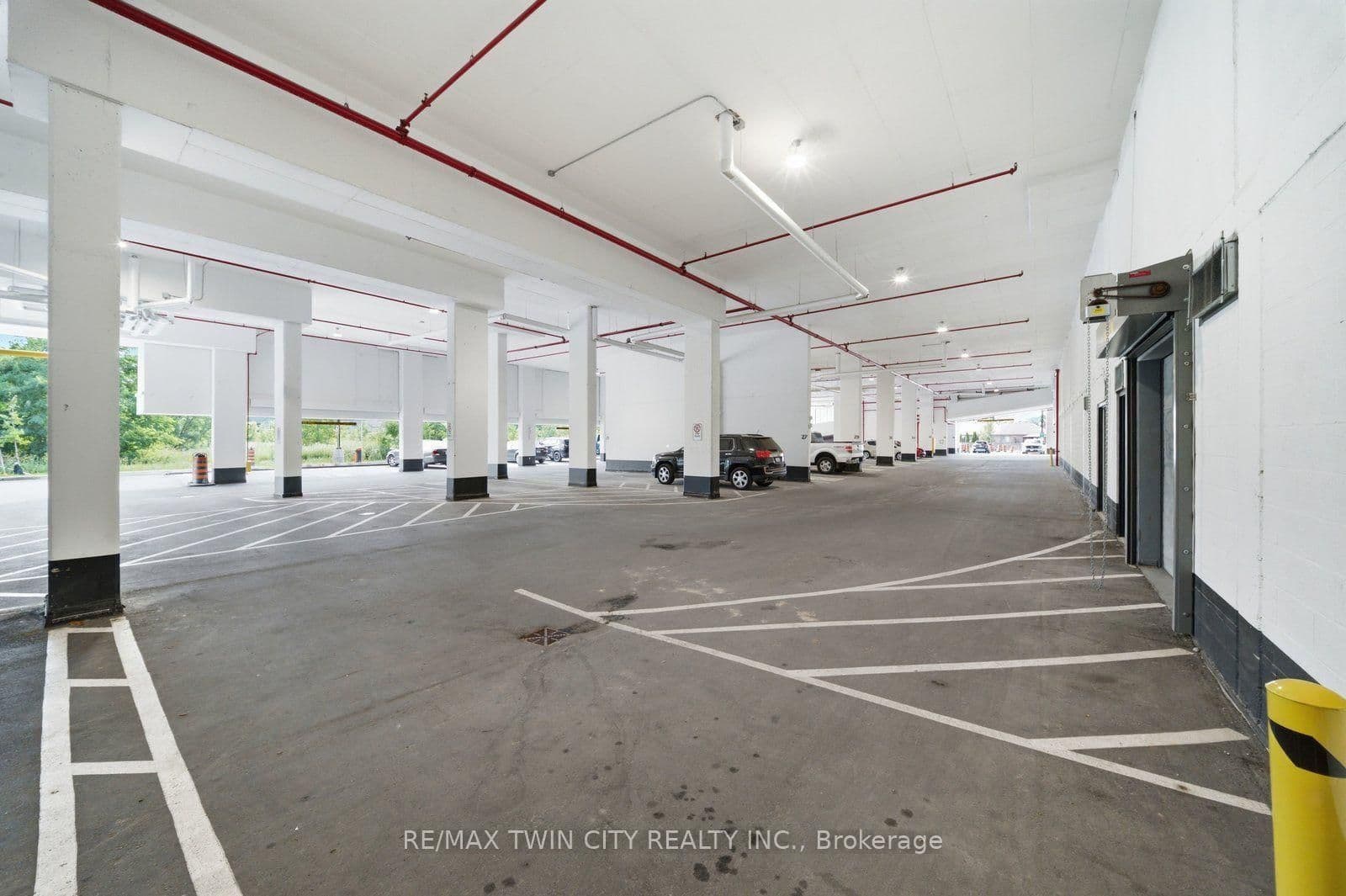 575 Conklin Road, Unit Unit #323 thumbnail 38