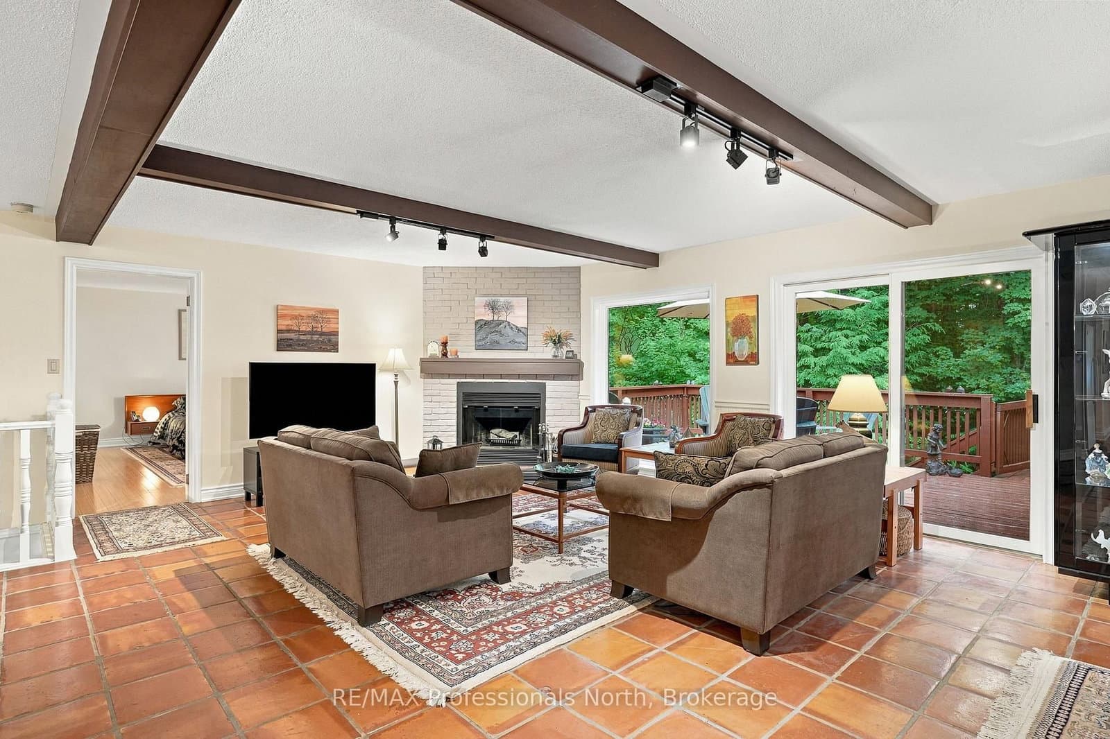 8 PALMER Court thumbnail 12
