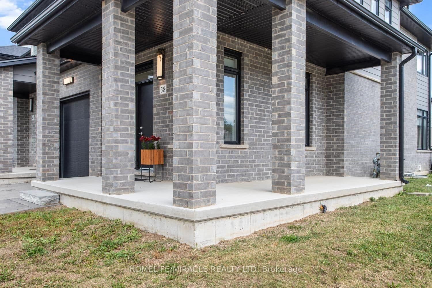 3635 Southbridge Avenue, Unit 38 thumbnail 3