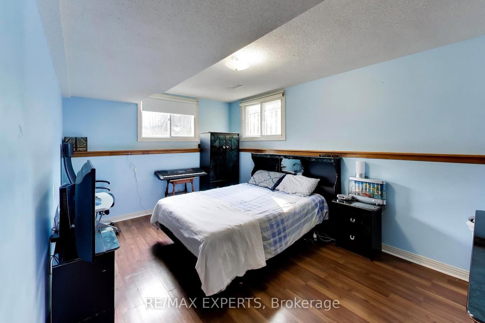 331 Newbury Drive thumbnail 25