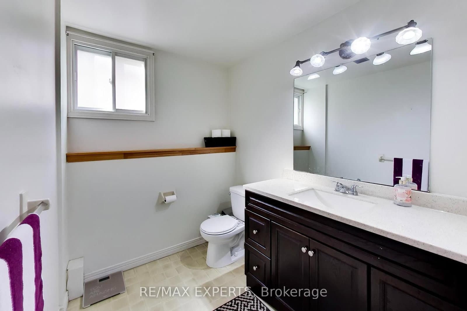 331 Newbury Drive thumbnail 27