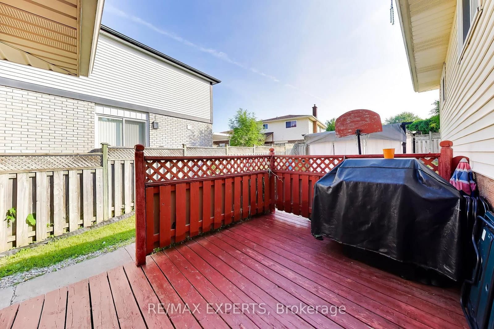 331 Newbury Drive thumbnail 31