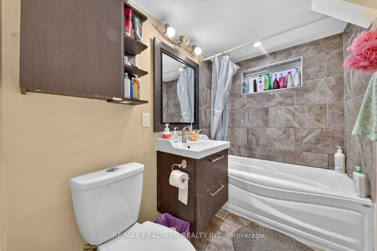 618 Upper Ottawa Street thumbnail 28
