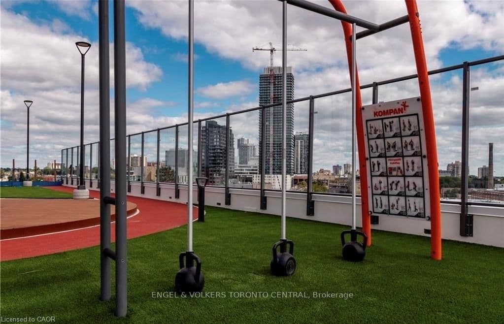15 Wellington Street S, Unit 1212 thumbnail 20
