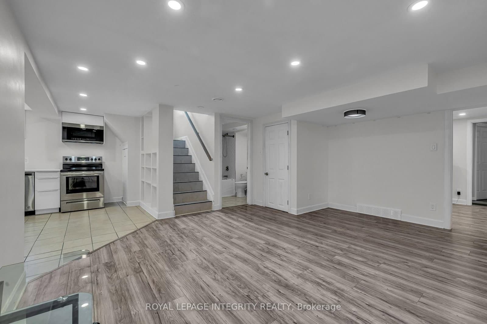 924 REX Avenue thumbnail 11