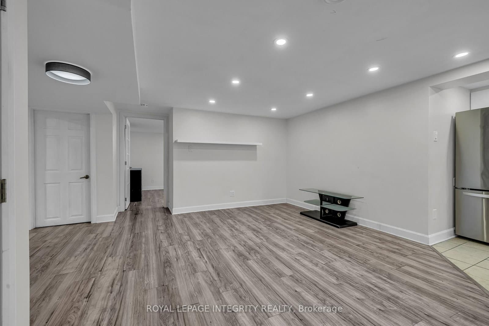 924 REX Avenue thumbnail 14