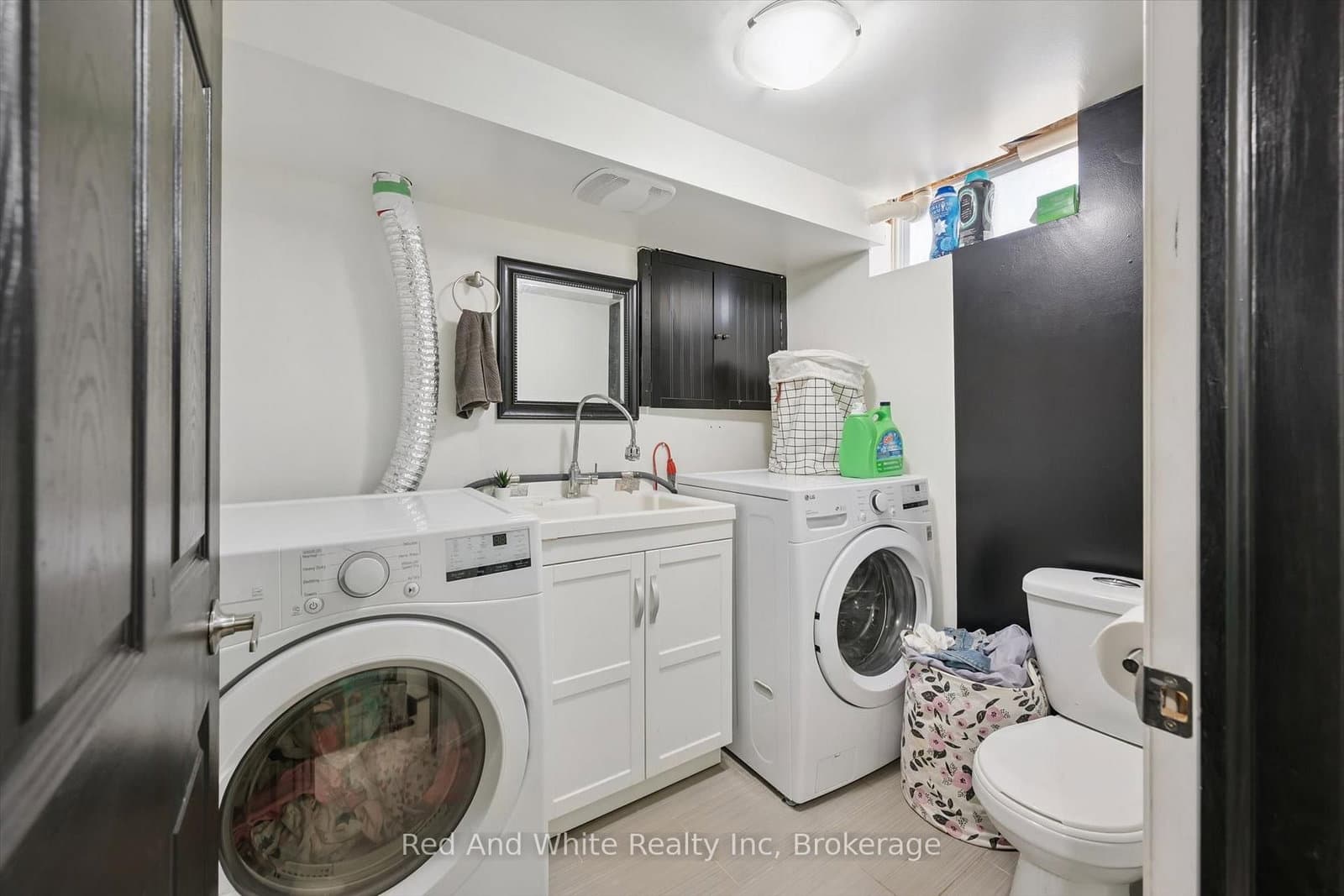 178 Grulke Street, Unit 11 thumbnail 16