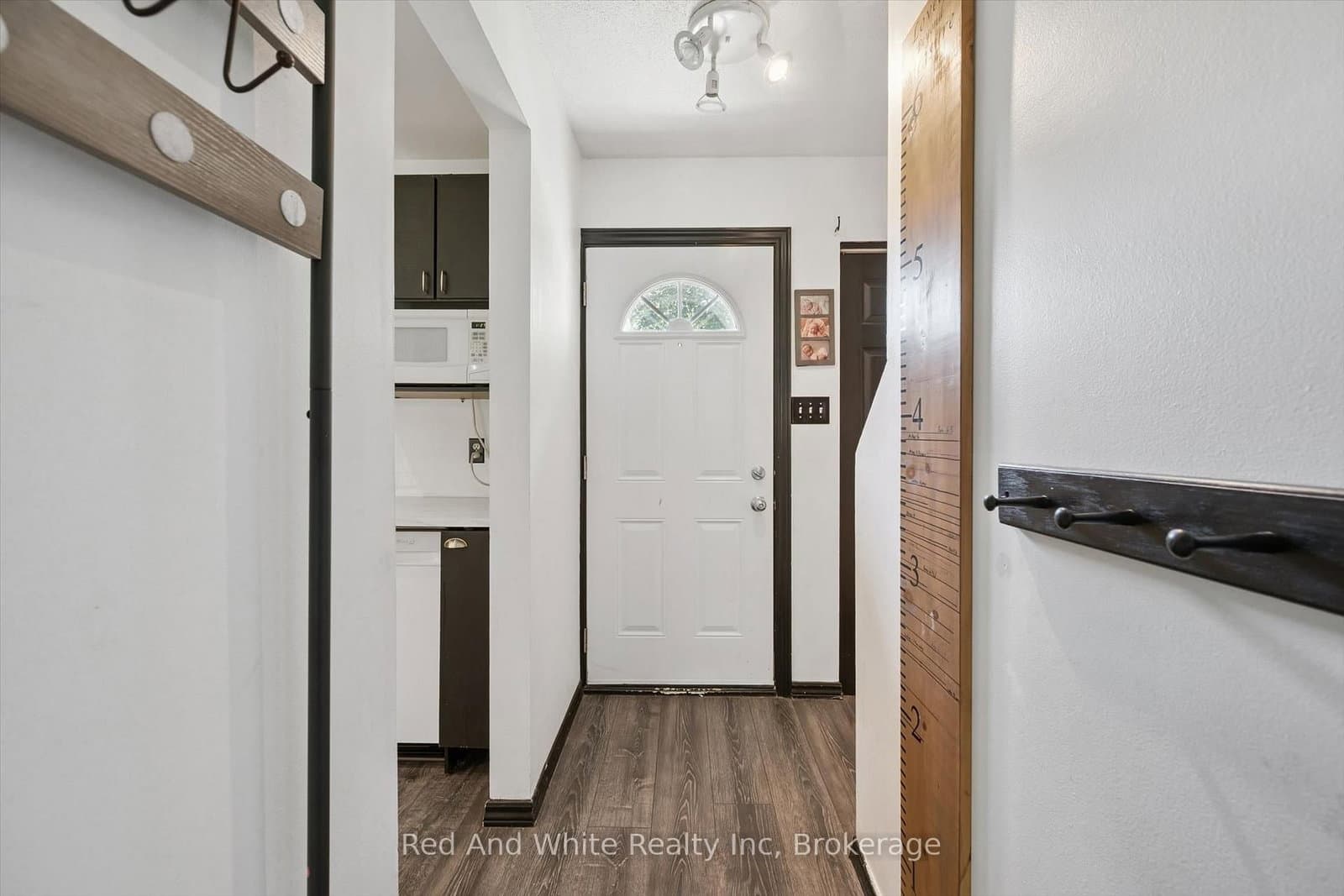 178 Grulke Street, Unit 11 thumbnail 4