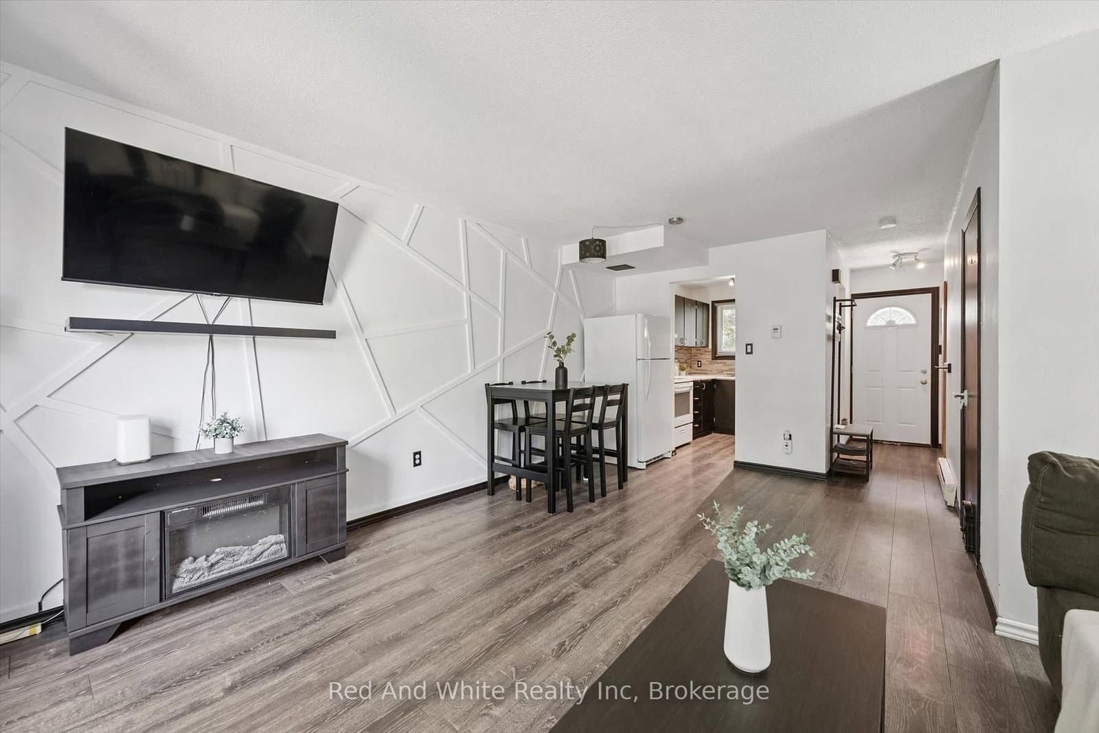178 Grulke Street, Unit 11 thumbnail 7