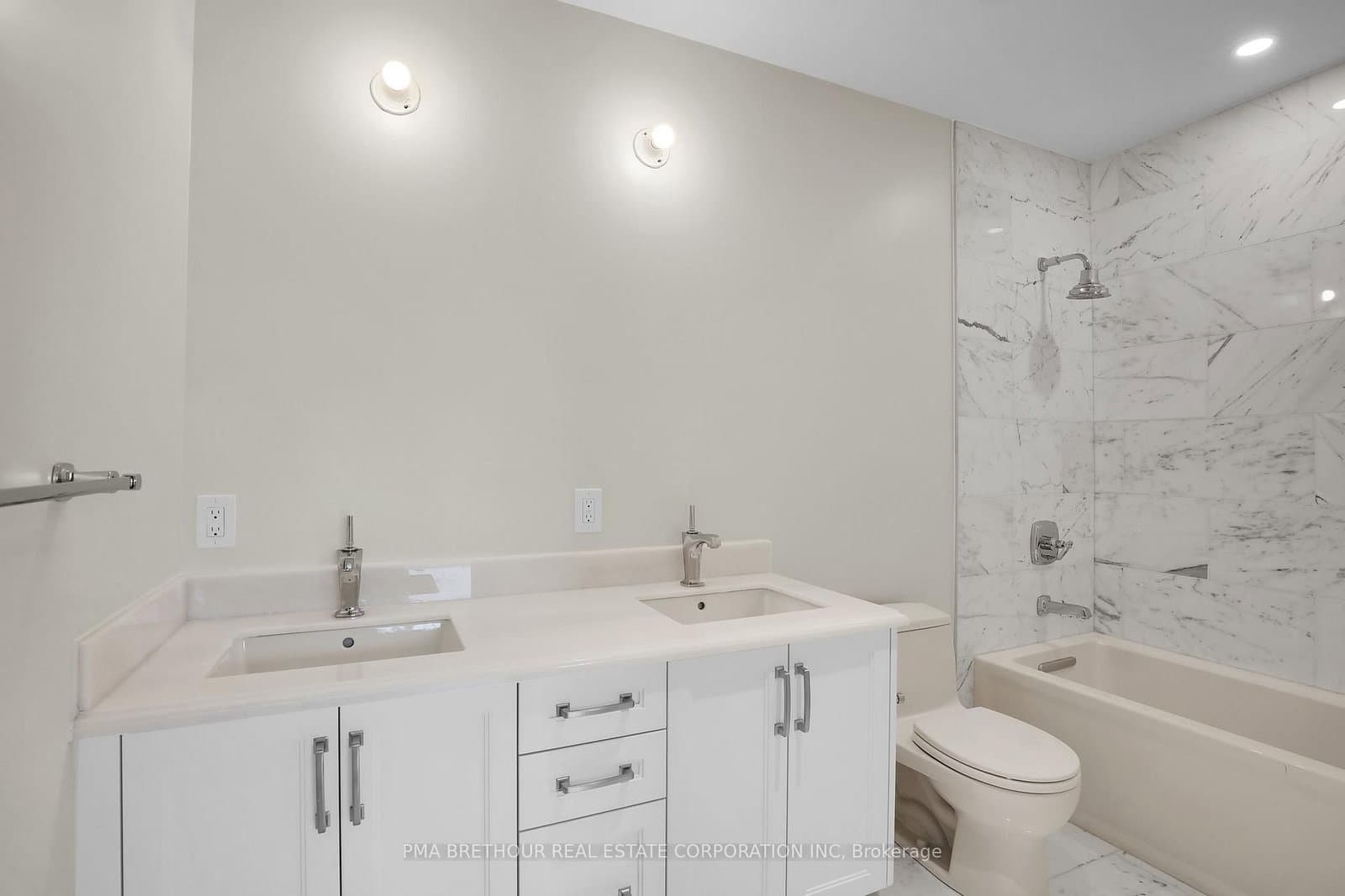 1451 Wellington Street W, Unit 401 thumbnail 22