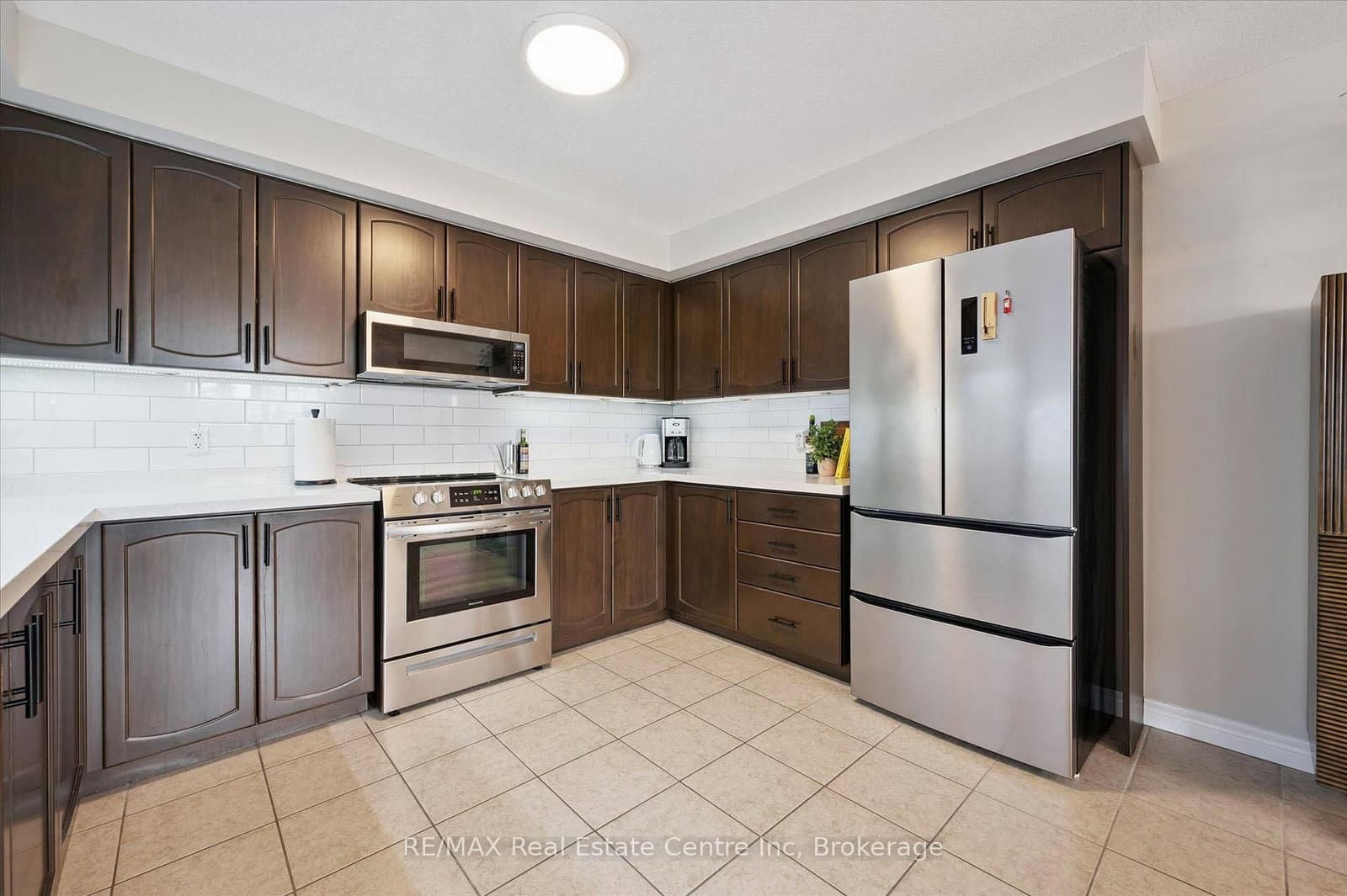 904 Paisley Road, Unit 202 thumbnail 3