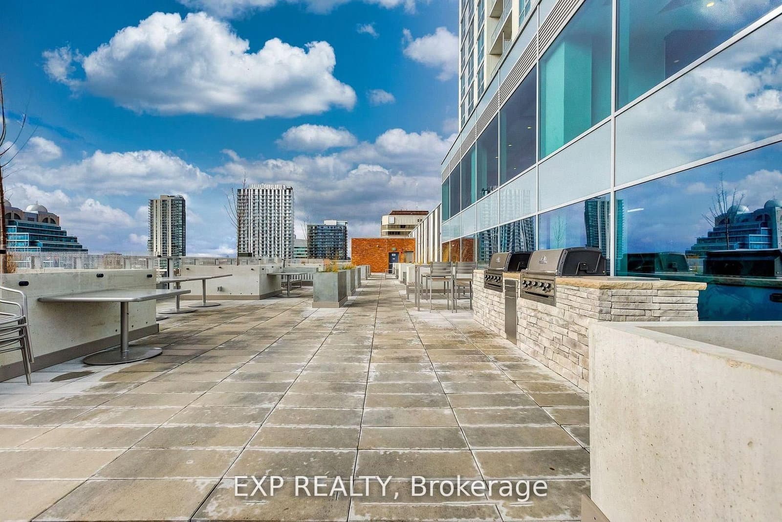 60 Frederick Street N, Unit 1010 thumbnail 21