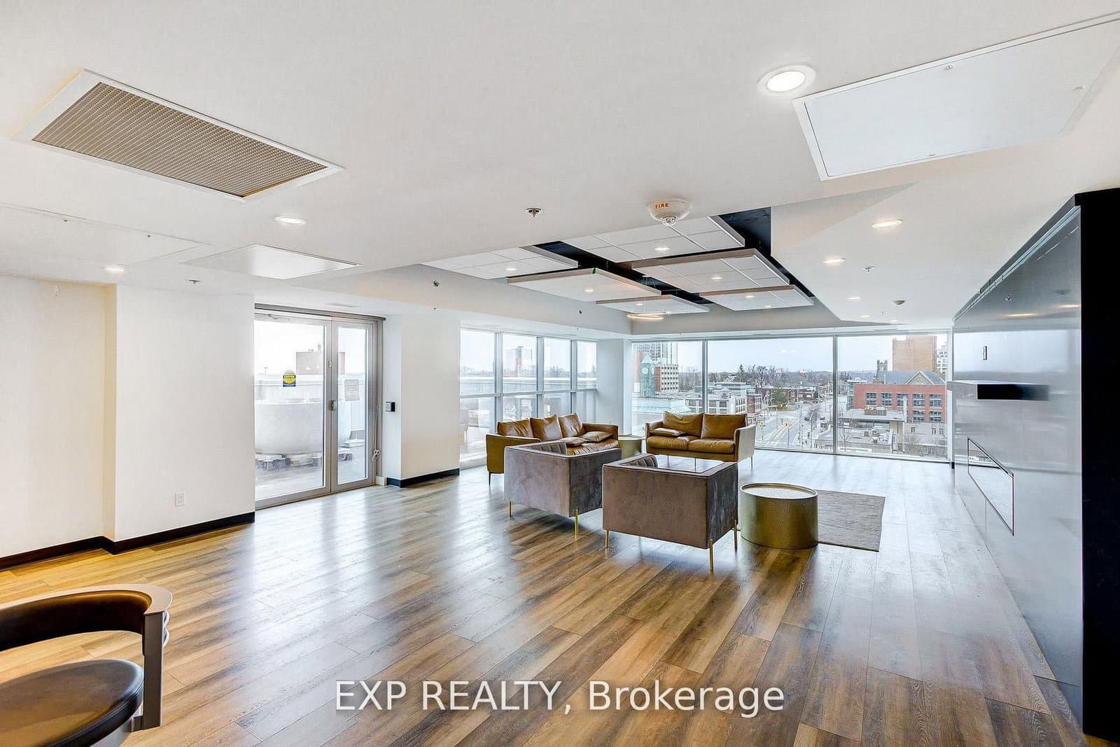 60 Frederick Street N, Unit 1010 thumbnail 30