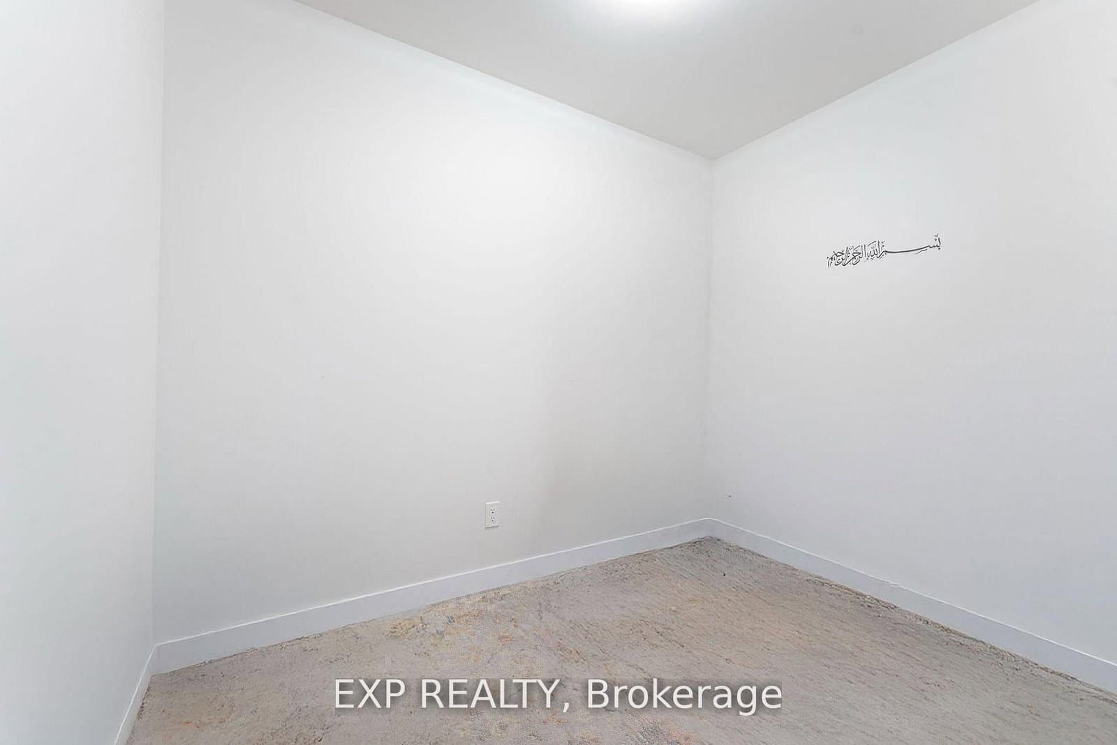 60 Frederick Street N, Unit 1010 thumbnail 9