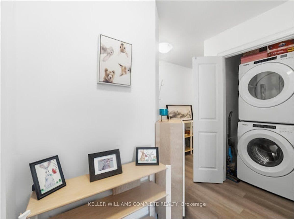 460 Dundas Street E, Unit 1109 thumbnail 15