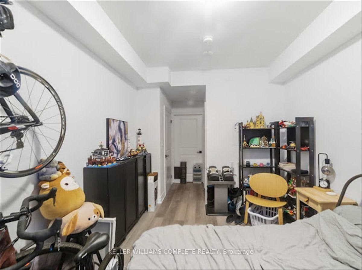 460 Dundas Street E, Unit 1109 thumbnail 18