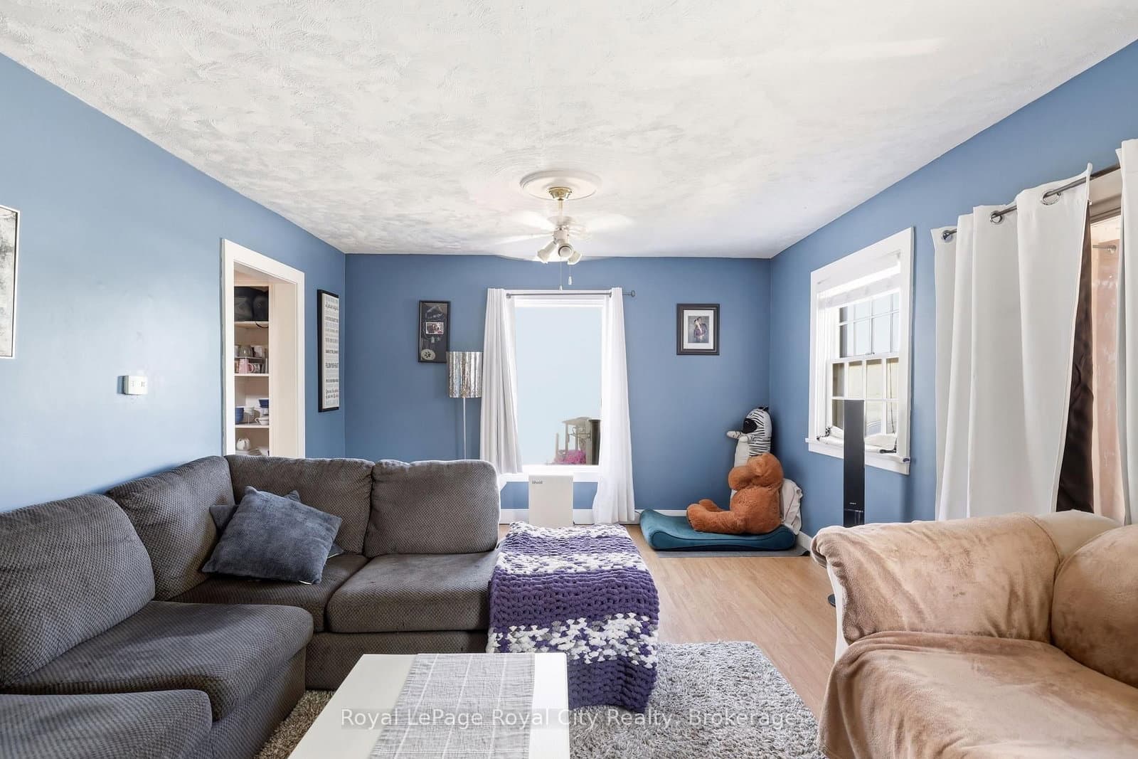 96 Beaumont Crescent thumbnail 17