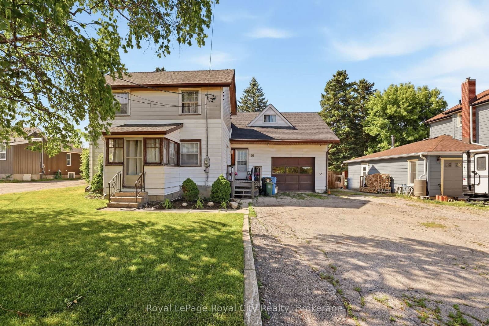 96 Beaumont Crescent thumbnail 2