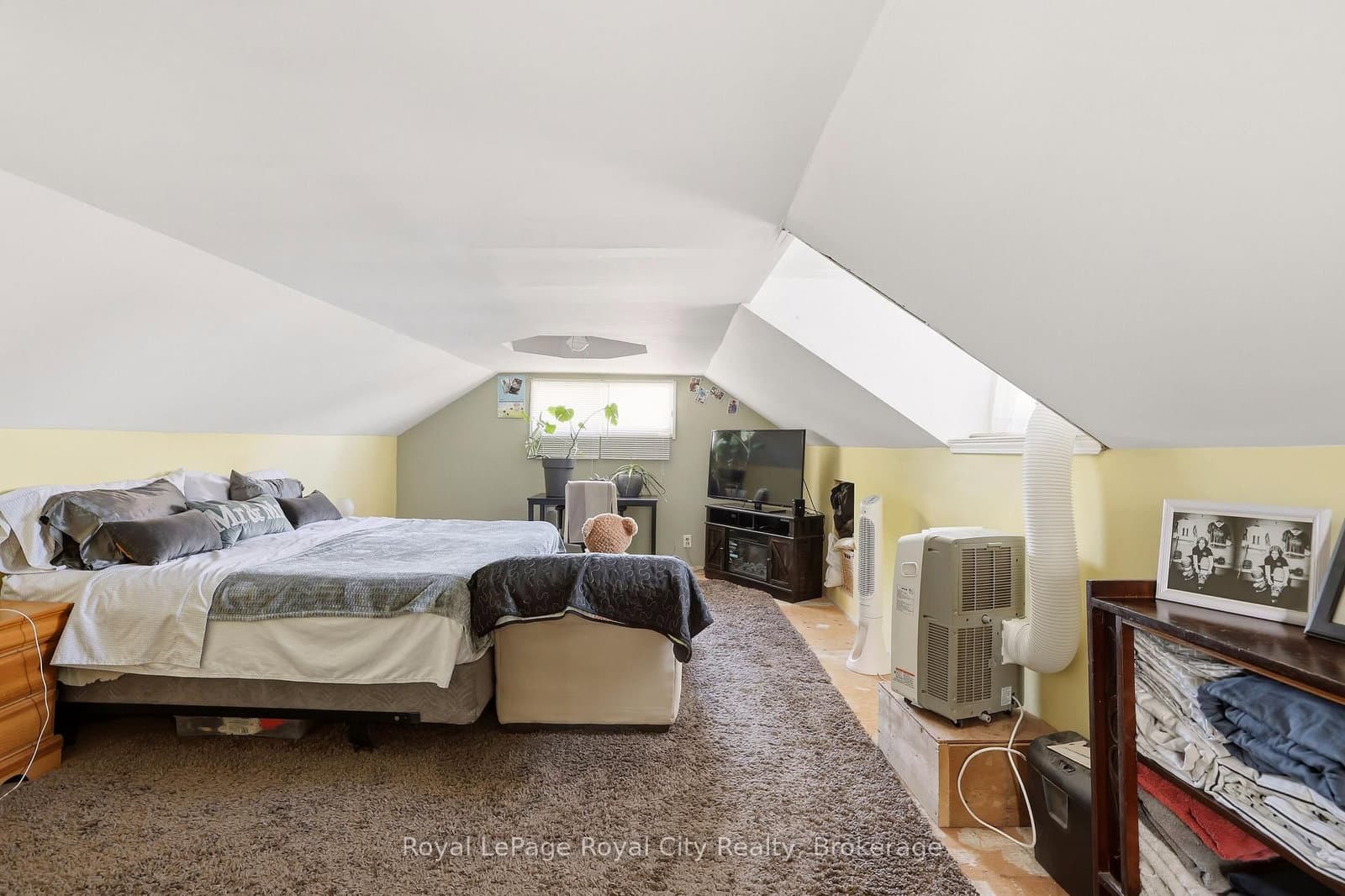 96 Beaumont Crescent thumbnail 21