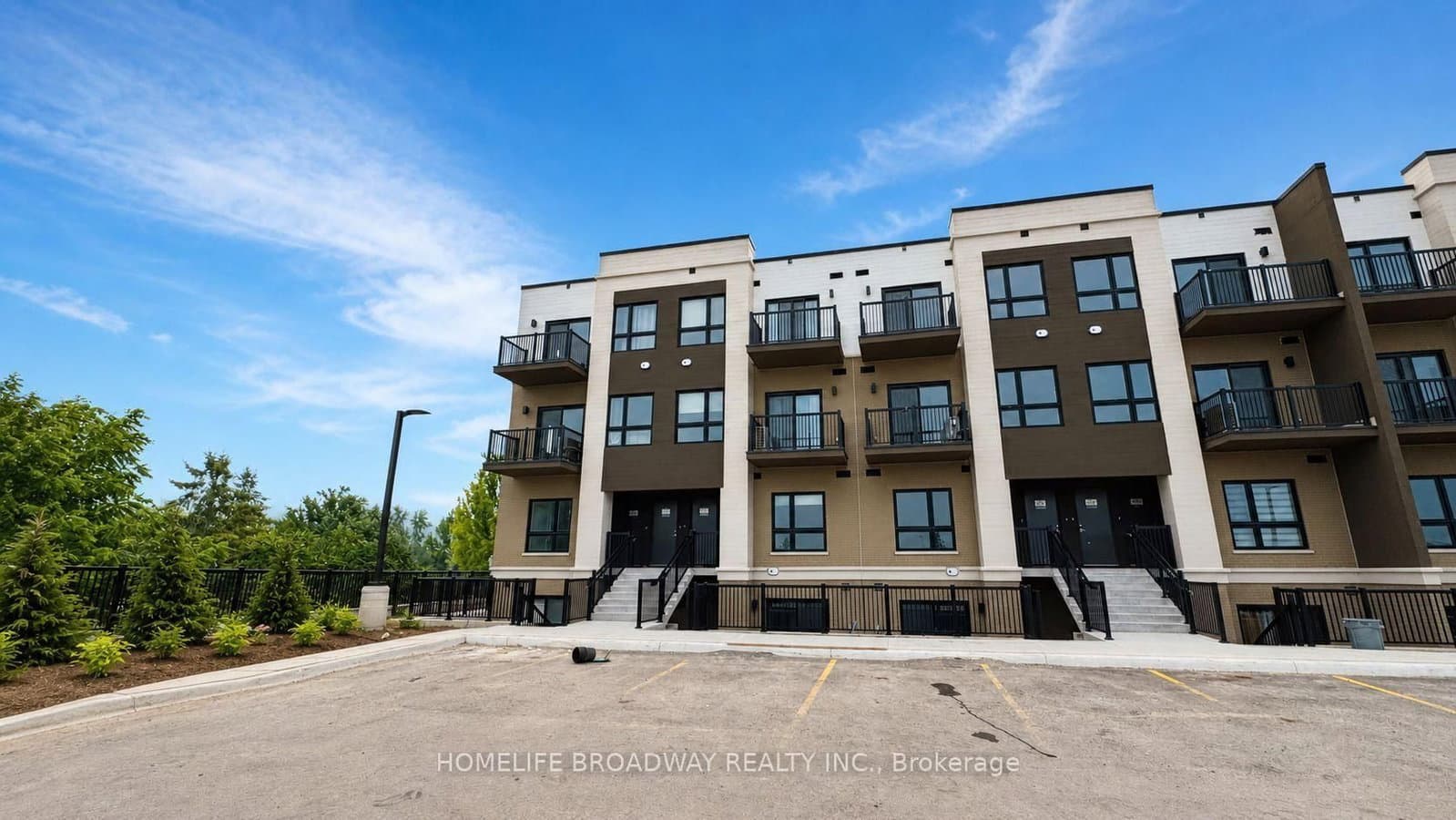25 Palace Street, Unit P9 - Image 1