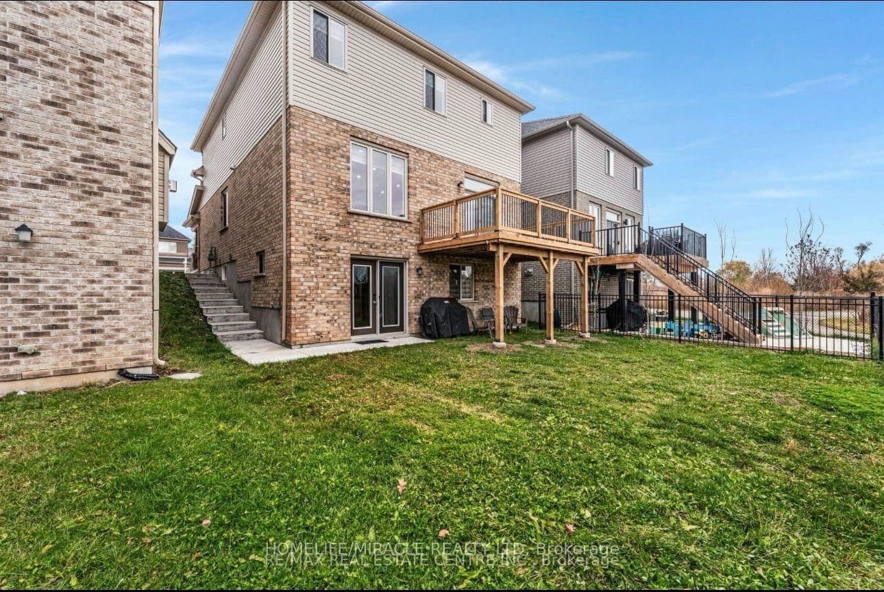 121 Steeplechase Way thumbnail 16