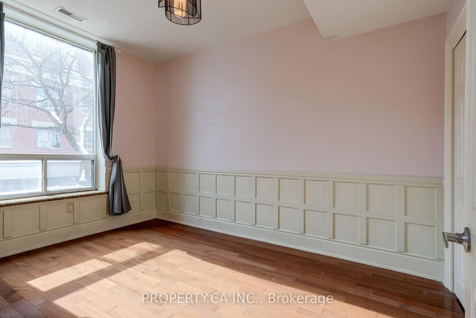 283 King Street E, Unit 201 thumbnail 13