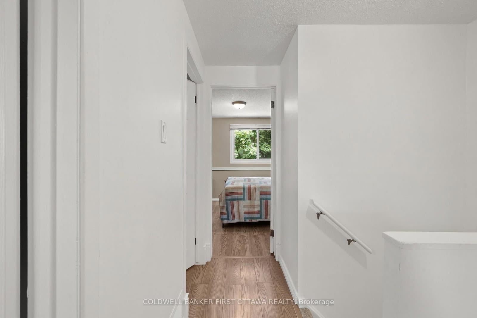 158 Barrow Crescent, Unit 19 thumbnail 18