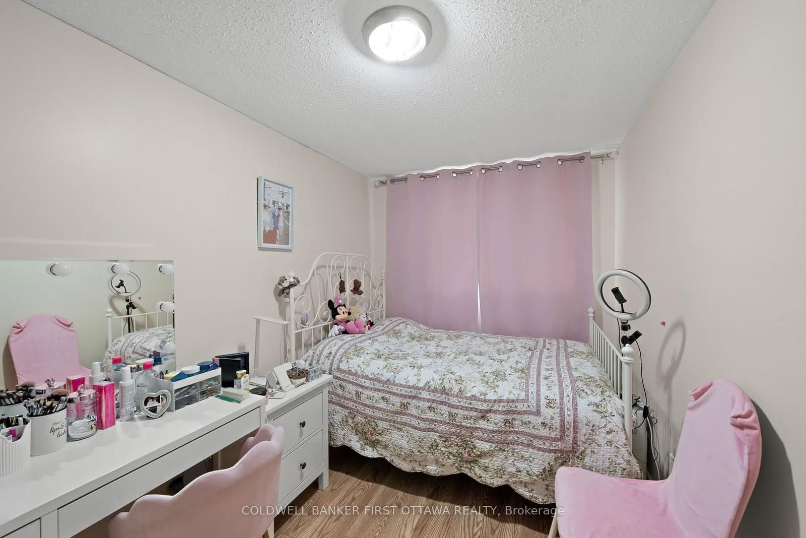 158 Barrow Crescent, Unit 19 thumbnail 22