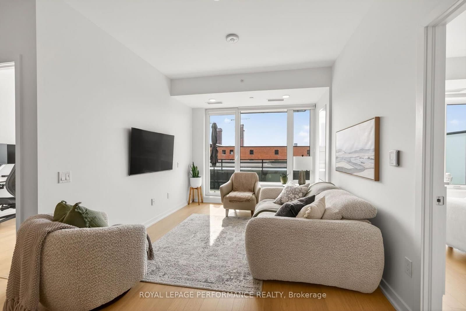 320 Miwate Private, Unit 317 thumbnail 20