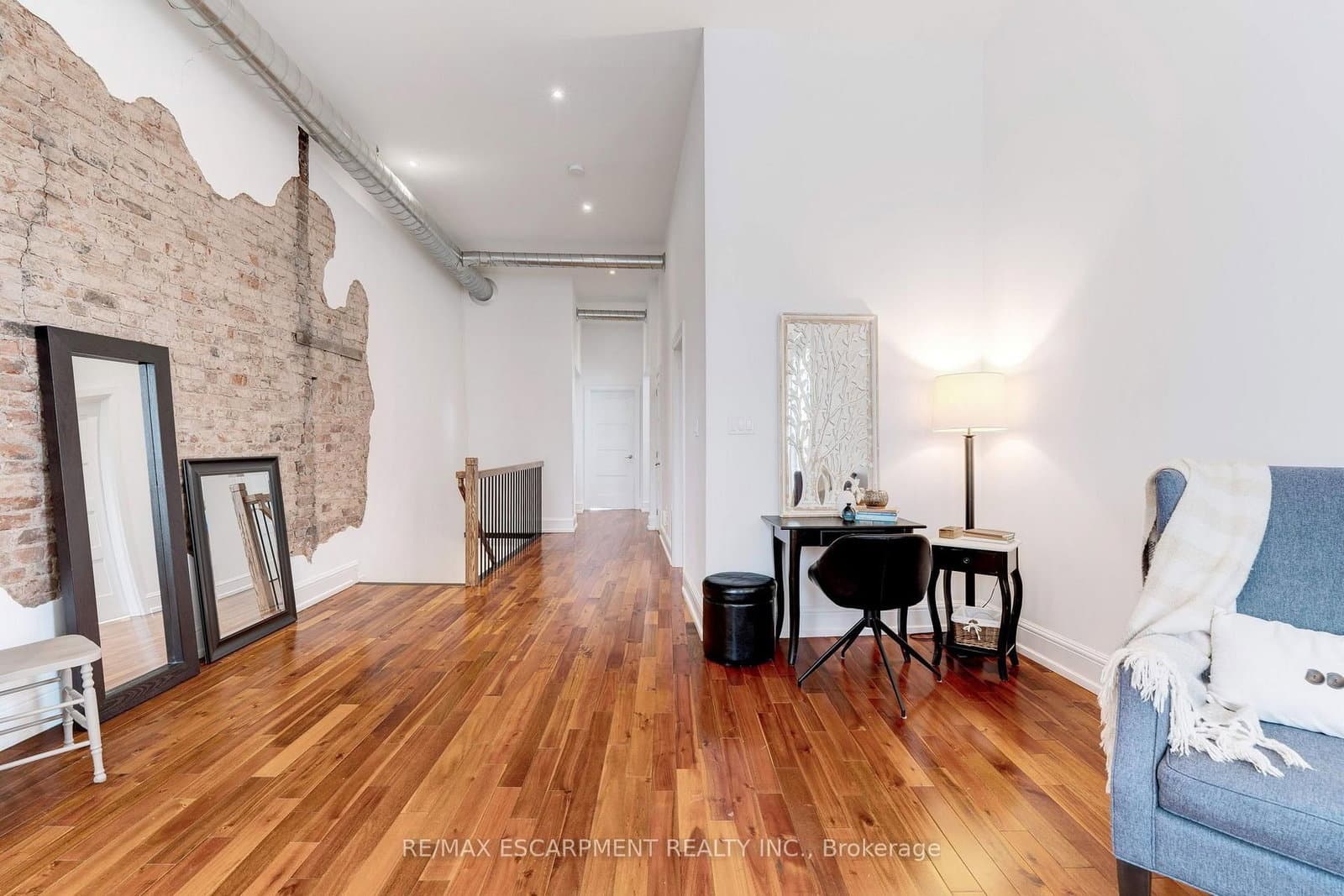 205 KING Street E, Unit 2 thumbnail 30
