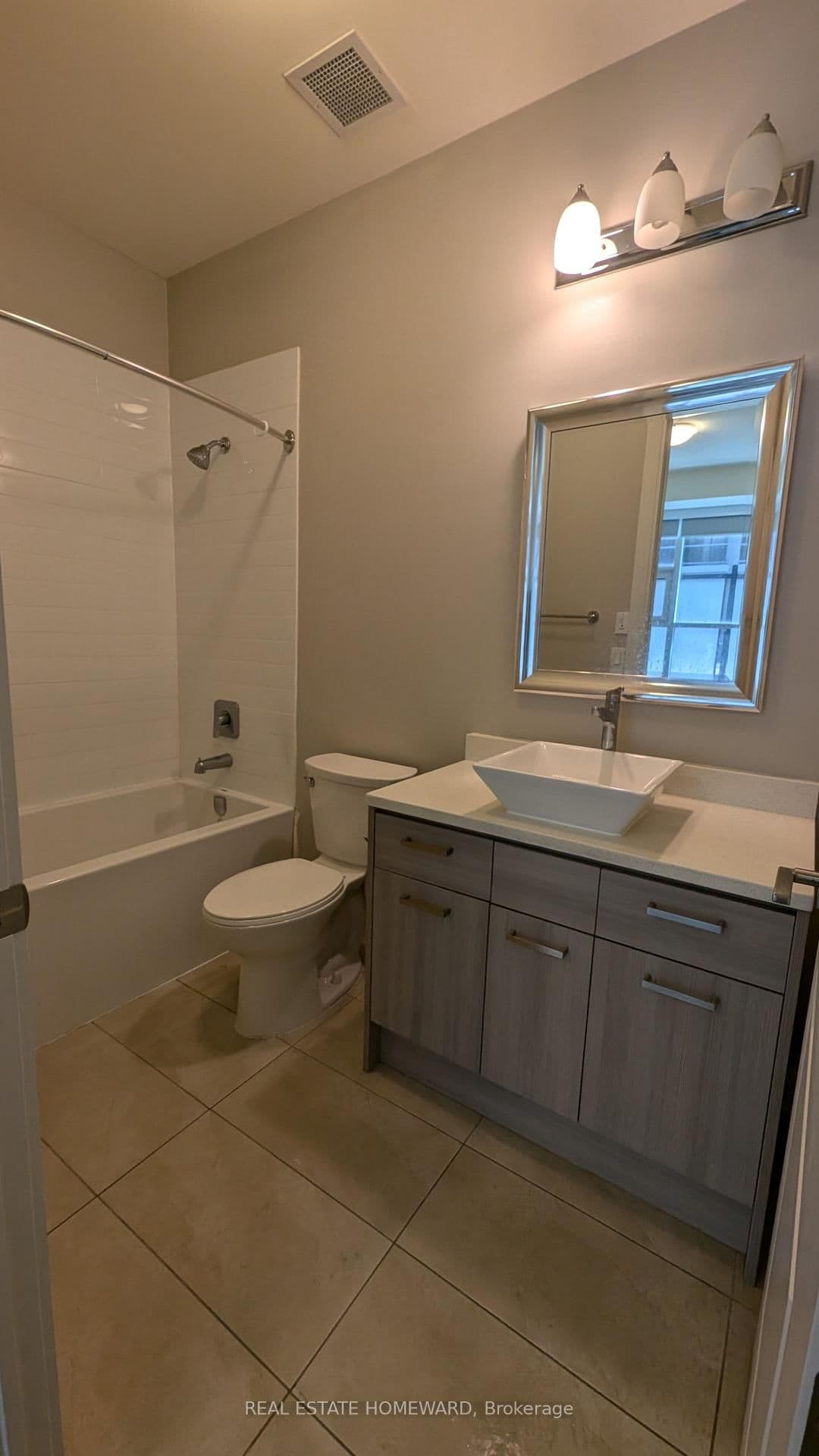 150 Main Street W, Unit 312 thumbnail 13