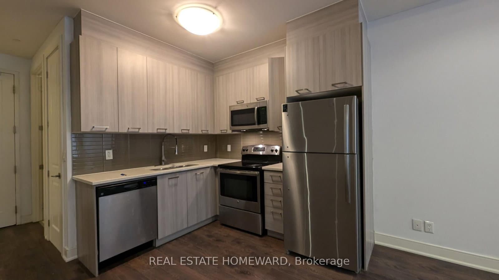 150 Main Street W, Unit 312 thumbnail 9