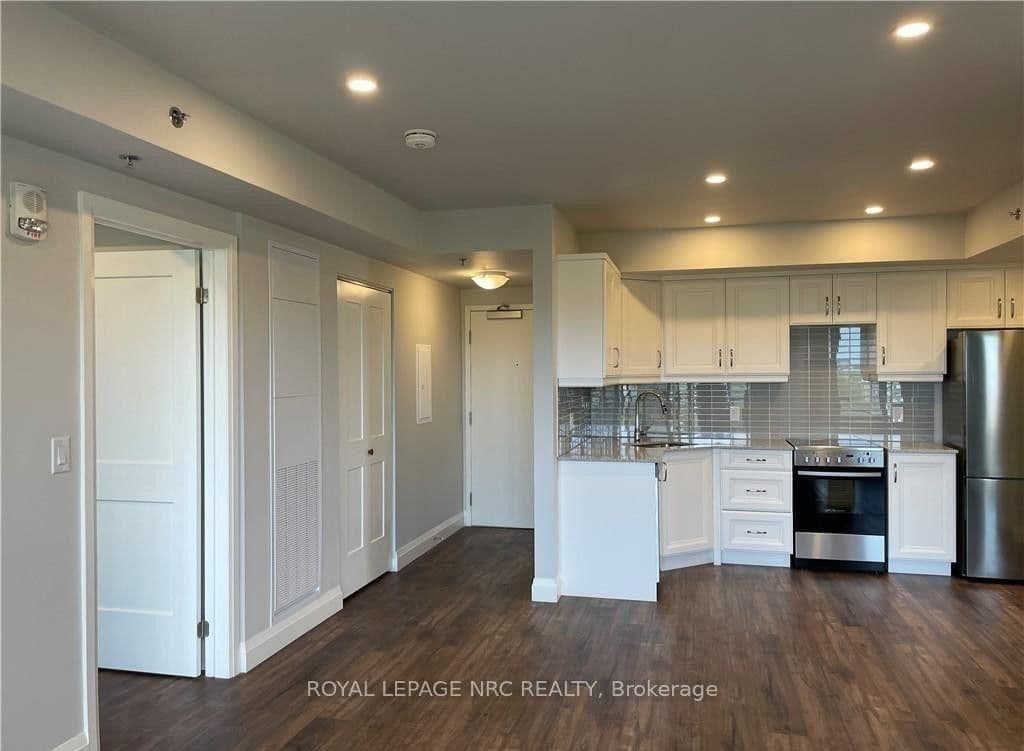 5698 Main Street, Unit 703 thumbnail 2