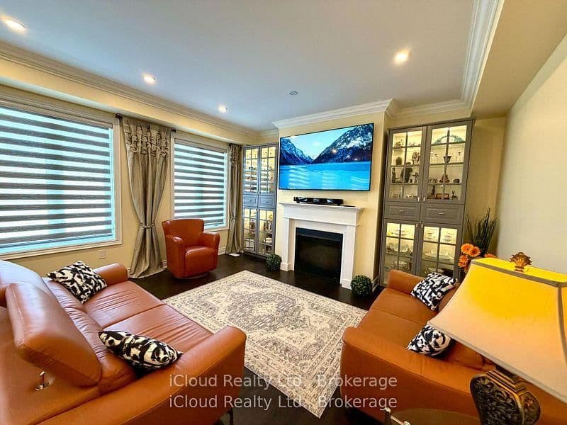 56 Esther Crescent thumbnail 16