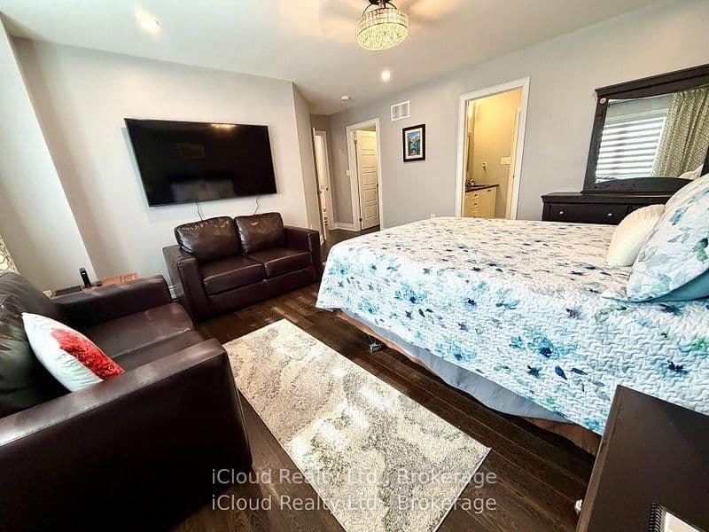 56 Esther Crescent thumbnail 42
