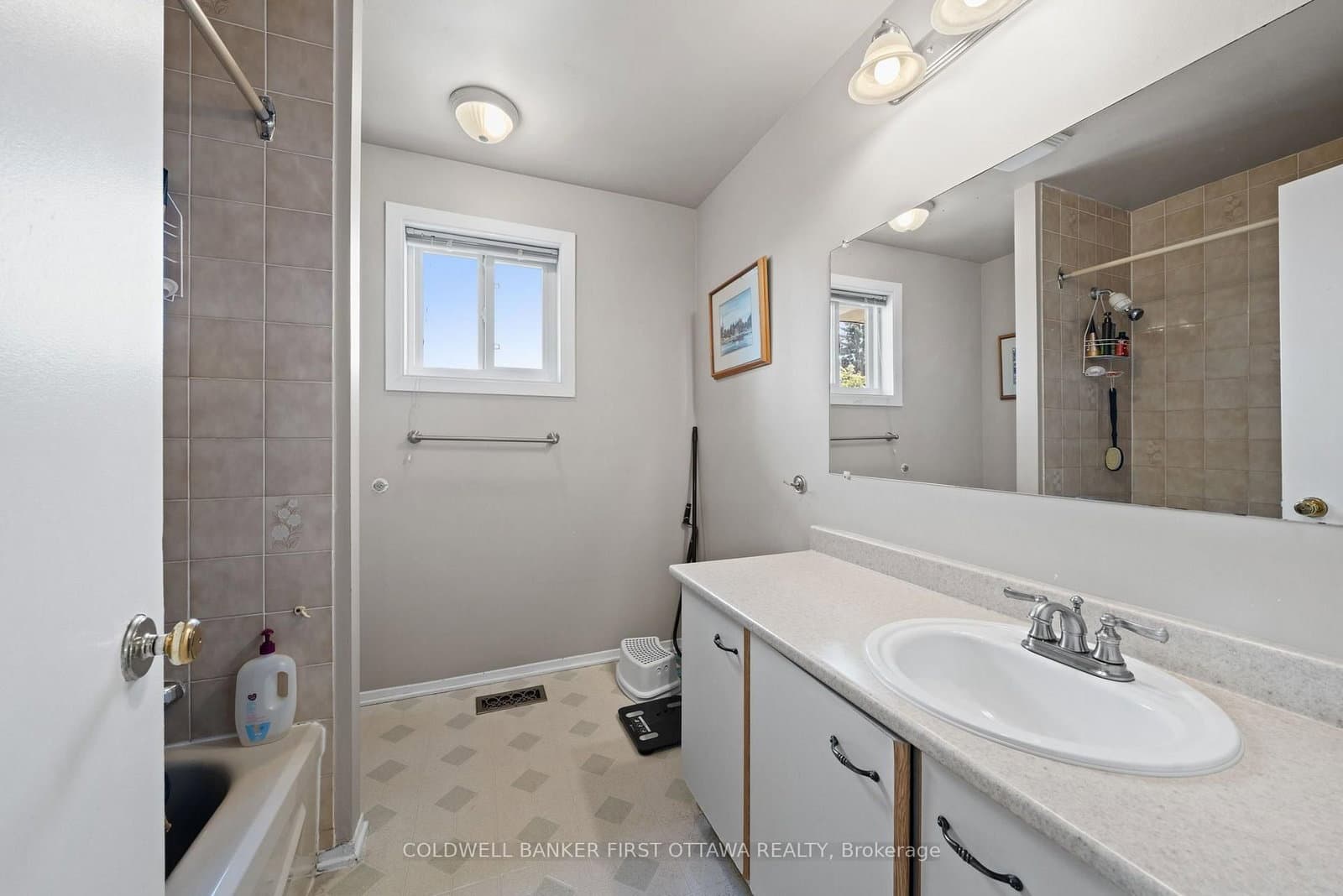 108 Mcdermot Court, Unit 6 thumbnail 26