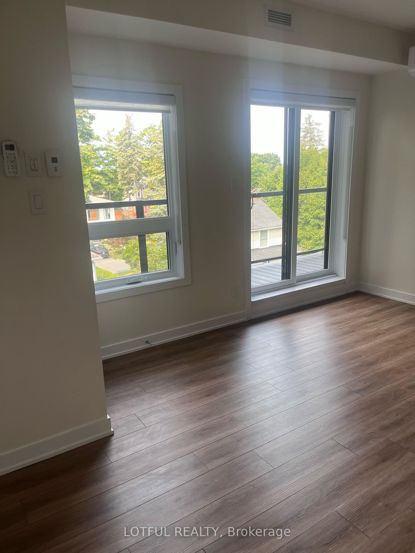 630 Churchill Avenue N, Unit 304 thumbnail 9