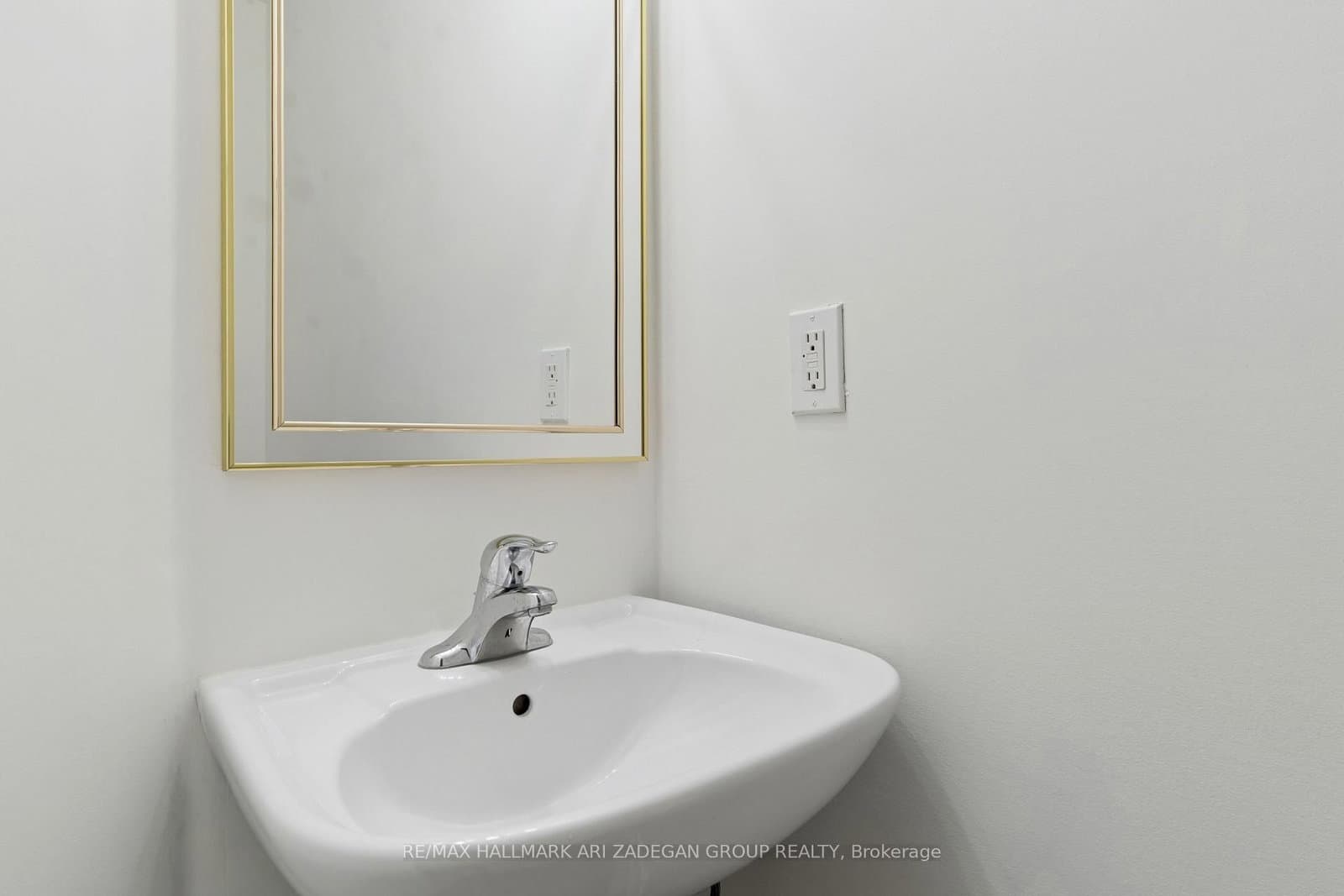 701 Homer Watson Boulevard, Unit 74 thumbnail 18