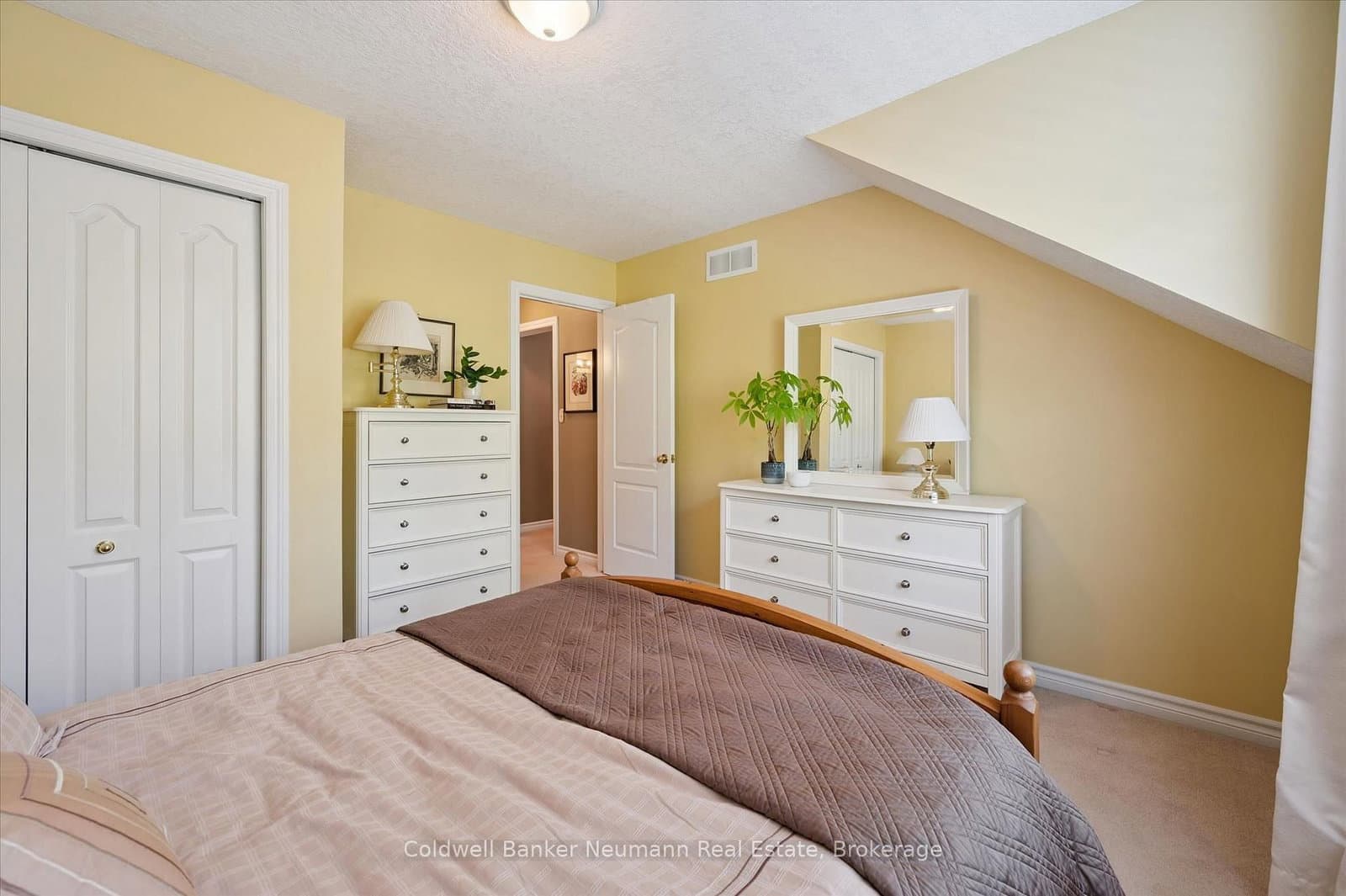 165 Terraview Crescent, Unit 17 thumbnail 22