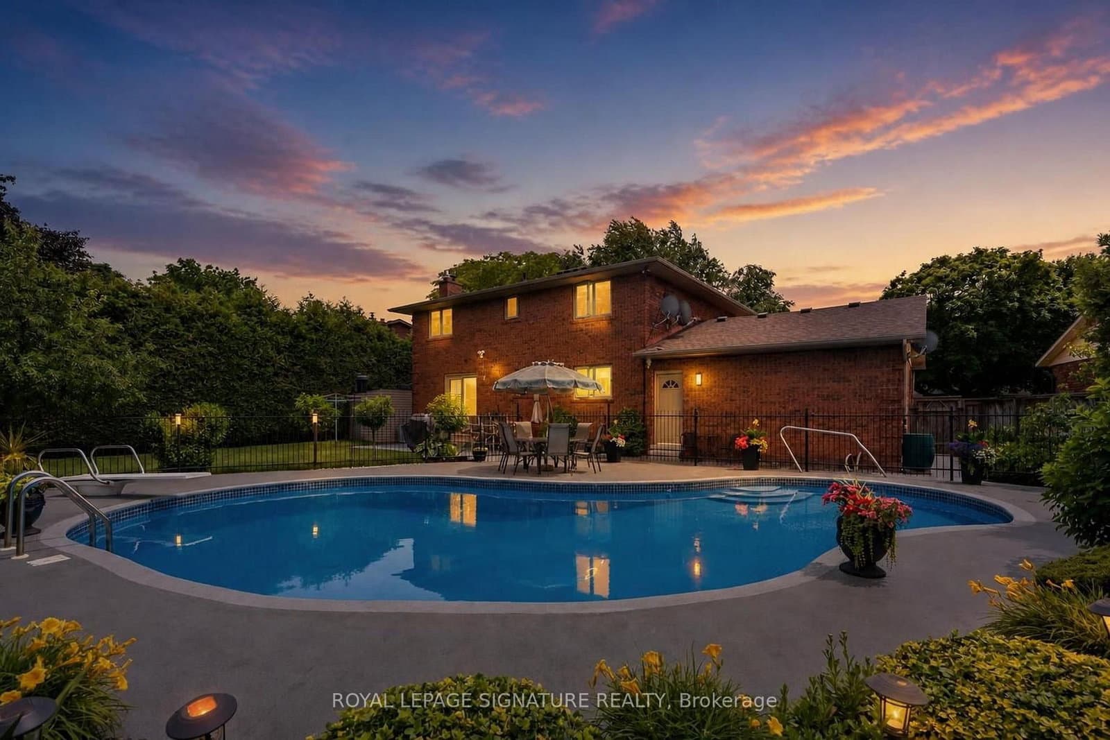 7 Thomson Road - Image 1