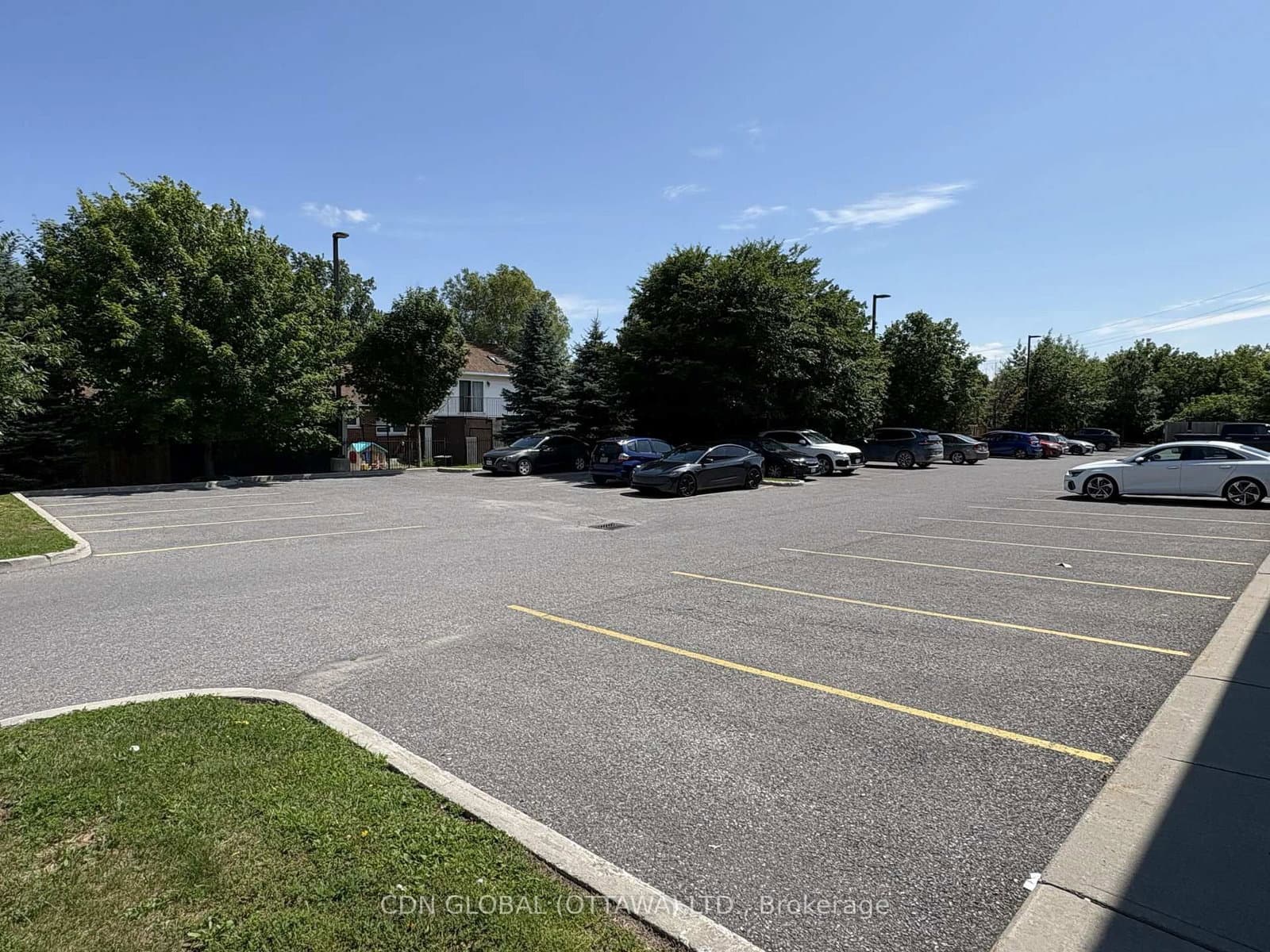 1445 Merivale Rd Road thumbnail 15