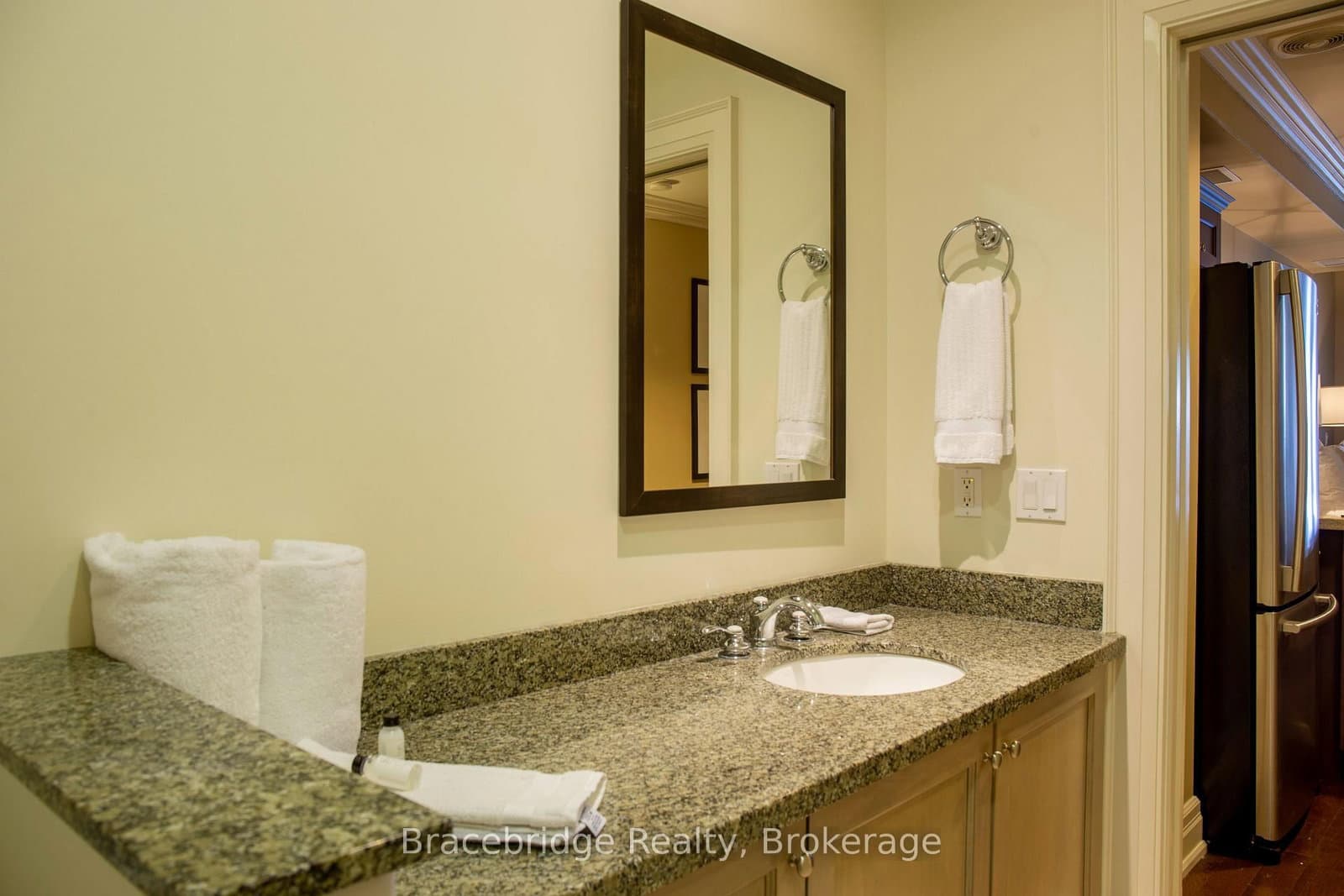 1869 Muskoka Rd 118 Highway W, Unit L203-A2 thumbnail 13